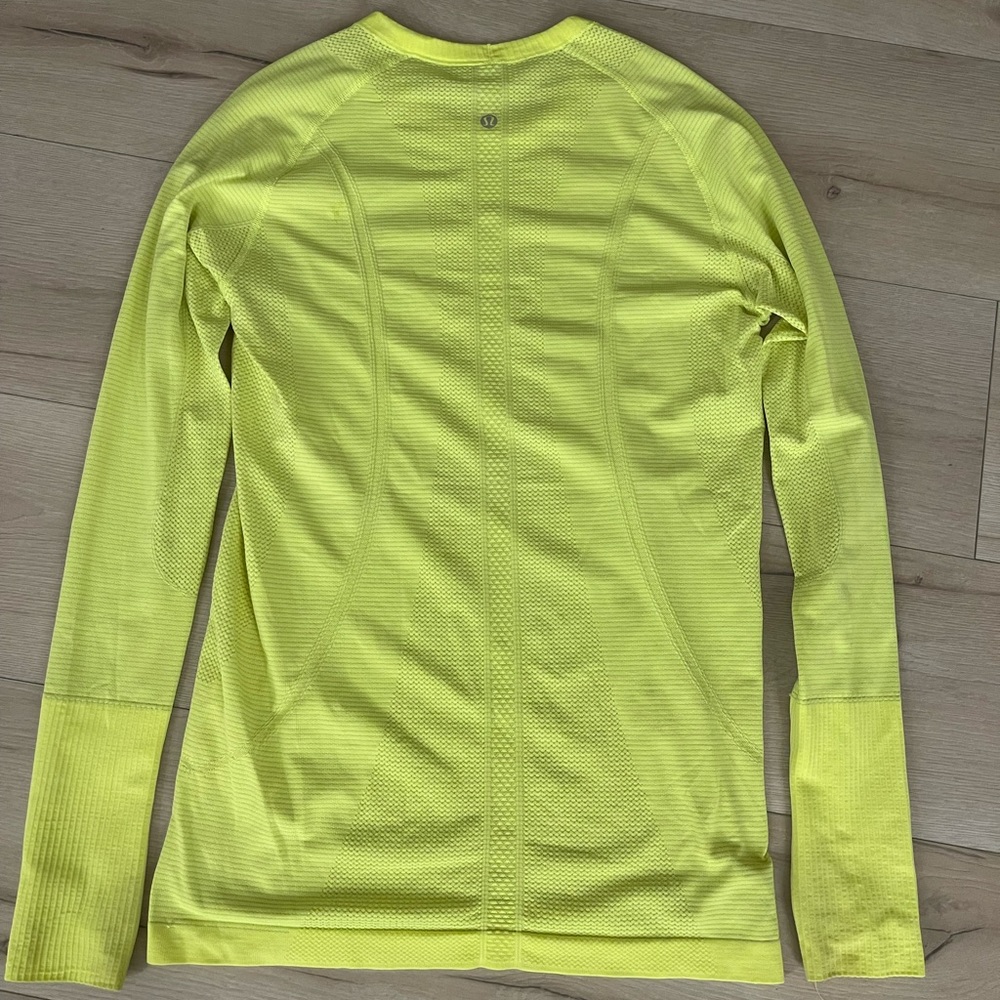 [lululemon] Run Swiftly Long Sleeve Top Size 8
